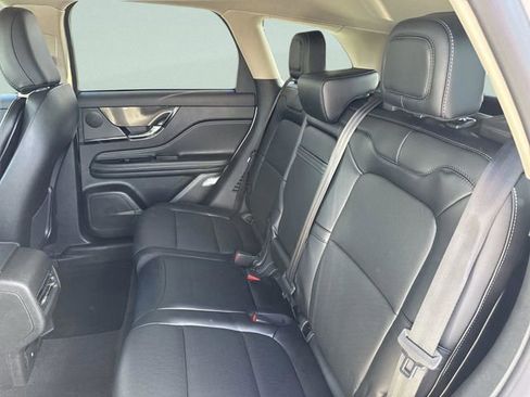 New 2026 Lincoln Corsair Premiere FWD image 15