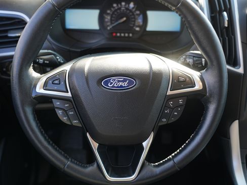 Used 2024 Ford Edge SEL w/ Convenience Package image 25