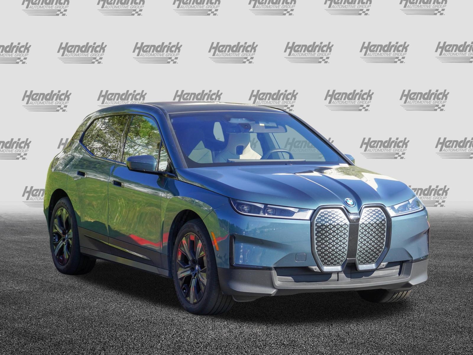 Certified 2024 BMW iX xDrive50 w/ Premium Package AWD/4WD image 2