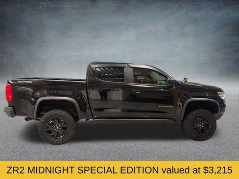 Used 2021 Chevrolet Colorado ZR2 w/ ZR2 Midnight Special Edition image 2