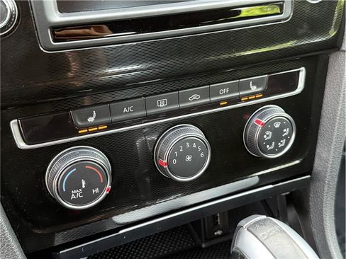 Used 2017 Volkswagen GTI S image 17