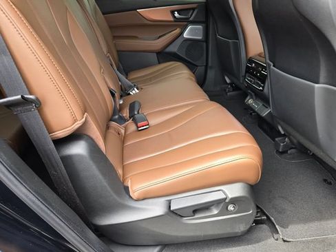 Certified 2025 Acura MDX FWD w/ Technology Package image 15