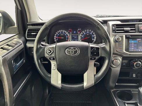 Used 2016 Toyota 4Runner SR5 RWD image 14