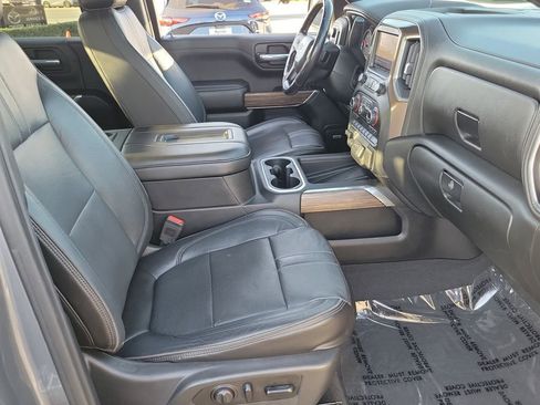 Used 2019 Chevrolet Silverado 1500 High Country w/ Technology Package image 20