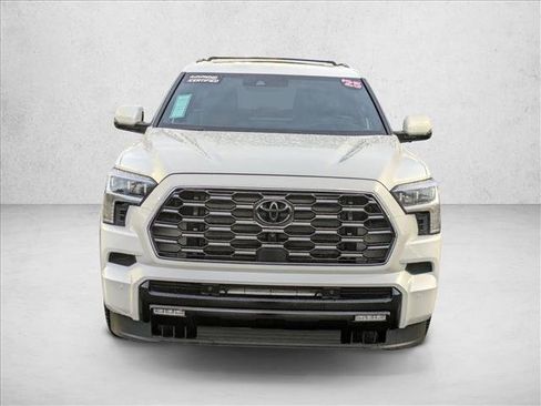 Used 2025 Toyota Sequoia Platinum image 2