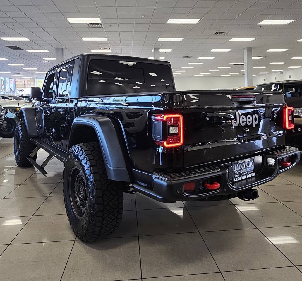 Used 2021 Jeep Gladiator Rubicon AWD/4WD image 3