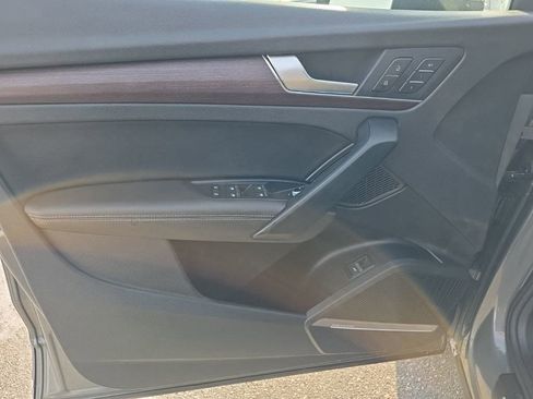 Used 2023 Audi Q5 2.0T Premium Plus w/ Premium Plus Package image 9