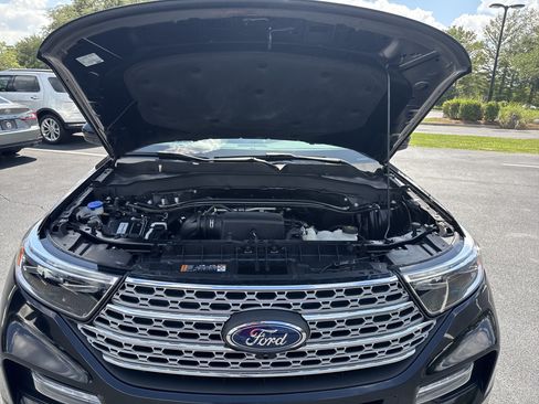Used 2024 Ford Explorer Limited RWD image 41