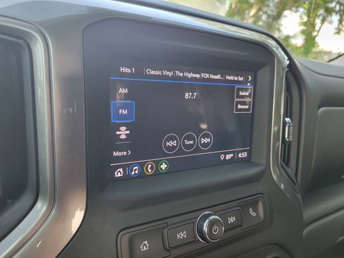Used 2024 Chevrolet Silverado 1500 Custom w/ Turbomax Blackout Package RWD image 25