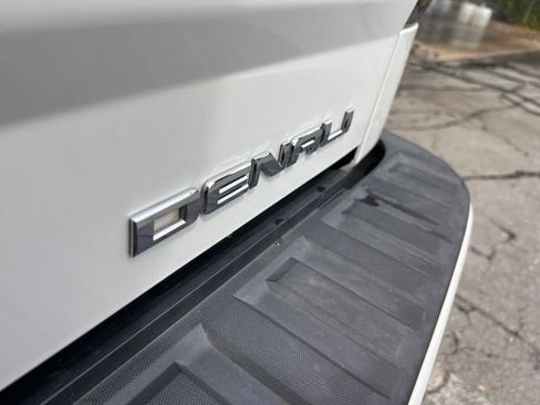 Used 2018 GMC Sierra 1500 Denali image 39
