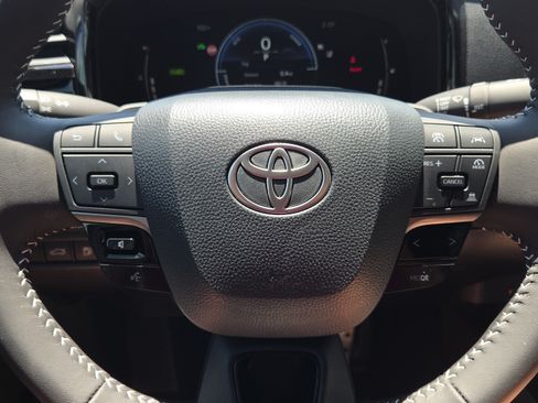Certified 2026 Toyota Camry SE FWD image 24
