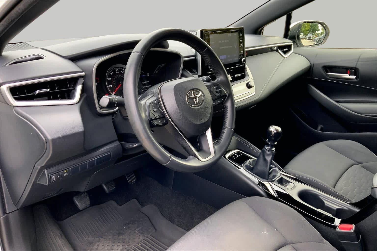 Used 2021 Toyota Corolla SE FWD image 17