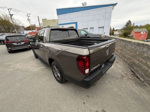 Used 2022 Honda Ridgeline RTL-E image 3