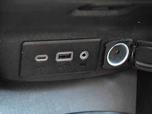 Used 2023 Chevrolet Malibu LT image 22