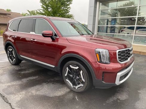 Used 2024 Kia Telluride S w/ S Sunroof Package AWD/4WD image 3