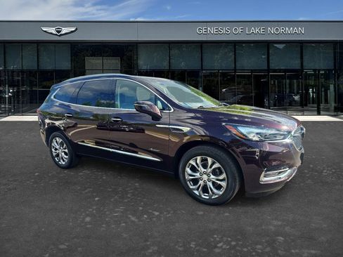 Used 2021 Buick Enclave Avenir w/ Avenir Technology Package AWD/4WD image 3
