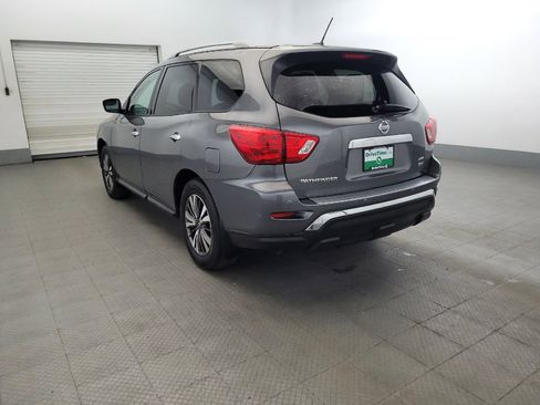 Used 2017 Nissan Pathfinder SV AWD/4WD image 5