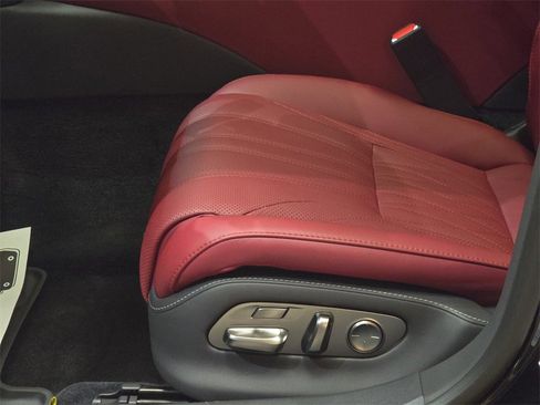 New 2026 Lexus LS 500 AWD image 29