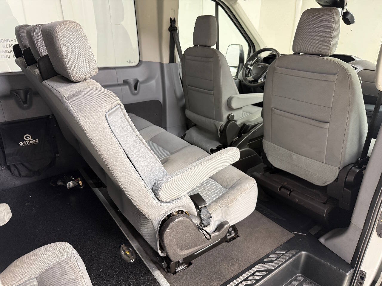 Used 2019 Ford Transit 350 XLT RWD image 31