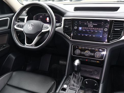 Used 2022 Volkswagen Atlas SE image 10