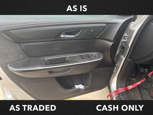 Used 2015 GMC Acadia SLE FWD image 9