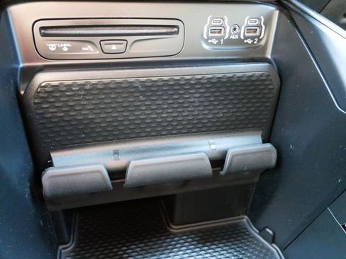 Used 2019 RAM 1500 Big Horn image 24