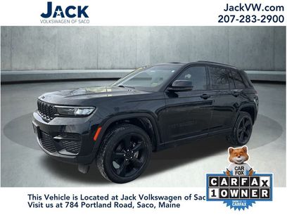 Used 2023 Jeep Grand Cherokee Altitude