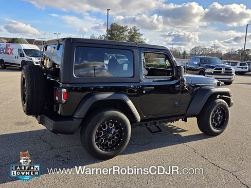 Used 2022 Jeep Wrangler Sport AWD/4WD image 10