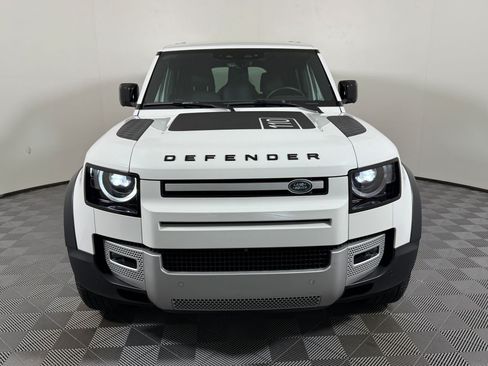 Used 2024 Land Rover Defender 110 S AWD/4WD image 8