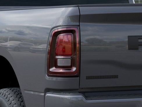 New 2026 RAM 2500 Big Horn AWD/4WD image 13