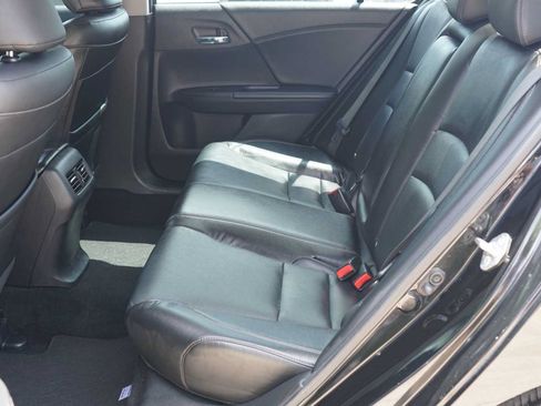 Used 2015 Honda Accord EX-L image 21