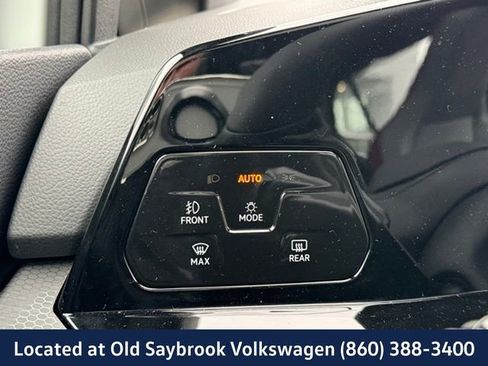 New 2024 Volkswagen GTI SE image 22