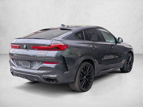 Used 2022 BMW X6 M50i AWD/4WD image 5