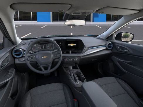 New 2026 Chevrolet Trax LS image 15