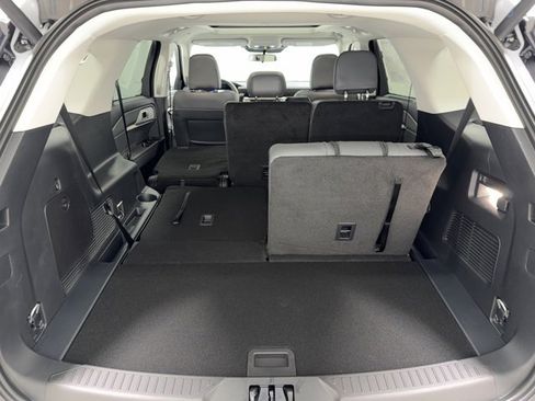 New 2026 Ford Explorer Active w/ Active Comfort Package image 40