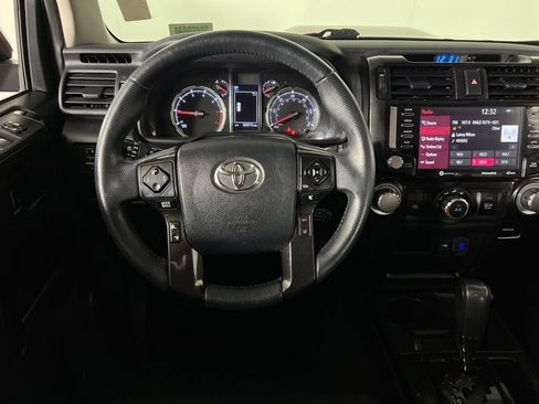 Used 2021 Toyota 4Runner Venture image 13