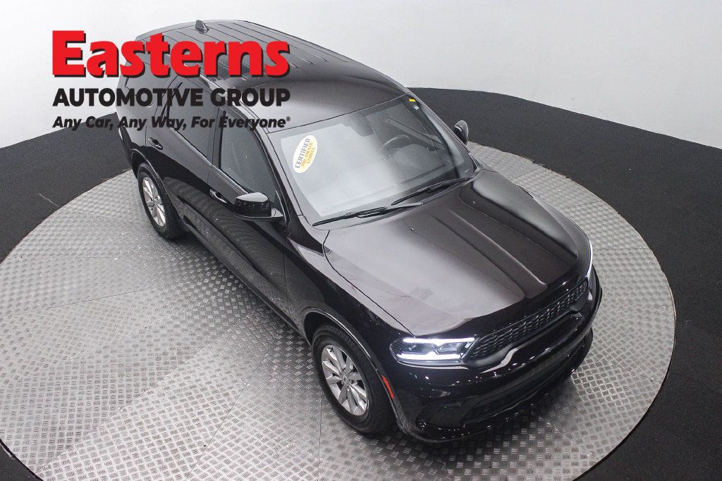 Used 2025 Dodge Durango GT RWD image 3