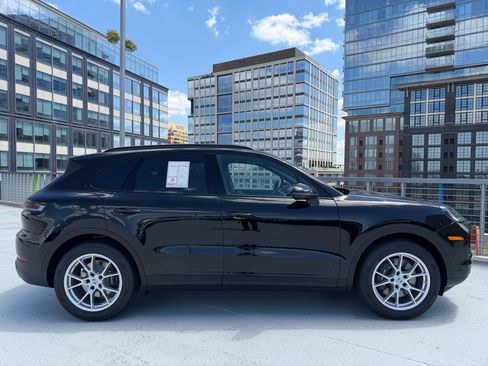 New 2026 Porsche Cayenne AWD/4WD image 8