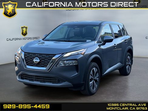 Used 2023 Nissan Rogue SV image 1
