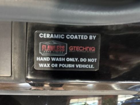 Used 2021 Chevrolet Camaro ZL1 image 28