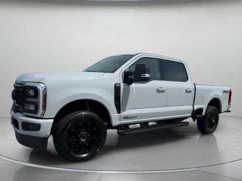 New 2026 Ford F250 Lariat w/ Black Appearance Package image 12