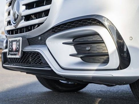 Certified 2025 Mercedes-Benz GLS 450 4MATIC image 15