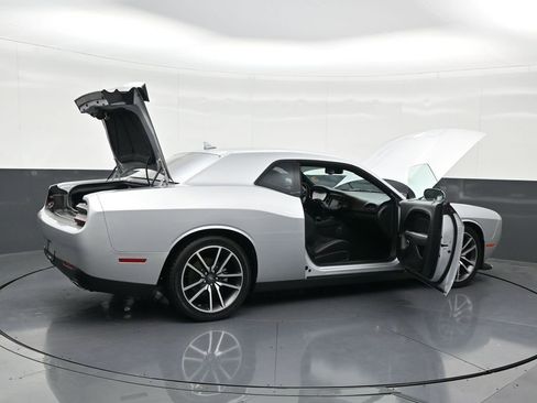 Used 2023 Dodge Challenger GT w/ Plus Package image 31