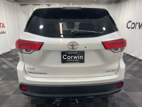 Used 2017 Toyota Highlander Plus image 7