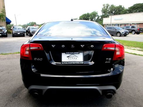 Used 2017 Volvo S60 T5 Dynamic AWD/4WD image 7