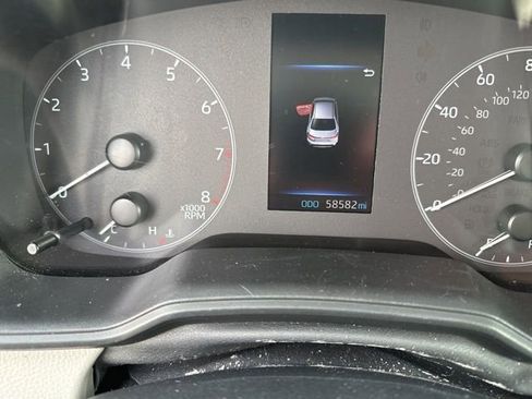 Used 2023 Toyota Corolla LE image 9