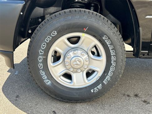 New 2024 RAM 2500 Tradesman w/ Snow Chief Group image 11