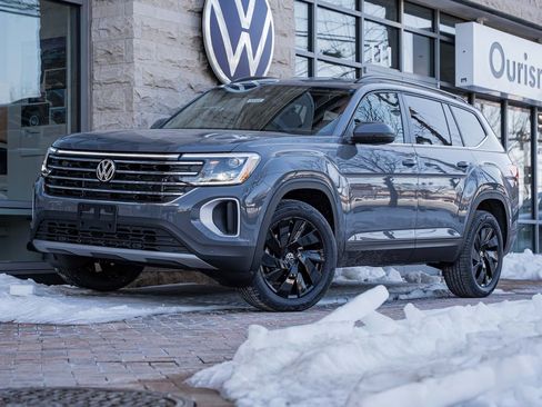 New 2026 Volkswagen Atlas SE image 1