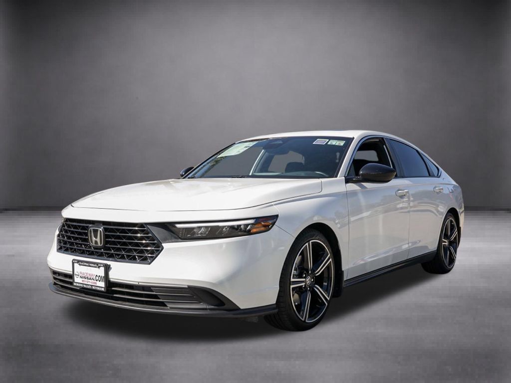 Used 2024 Honda Accord Sport image 10