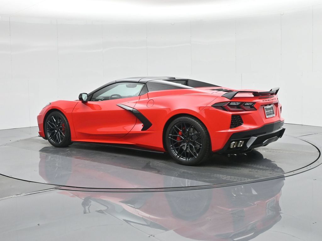 Used 2021 Chevrolet Corvette Stingray Premium Conv w/ Z51 Performance Package RWD image 6